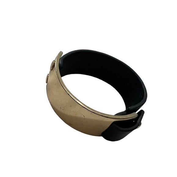 Two Leather Bracelets With Gold Plate ~ One Black, One Brown - Picture 14 of 15